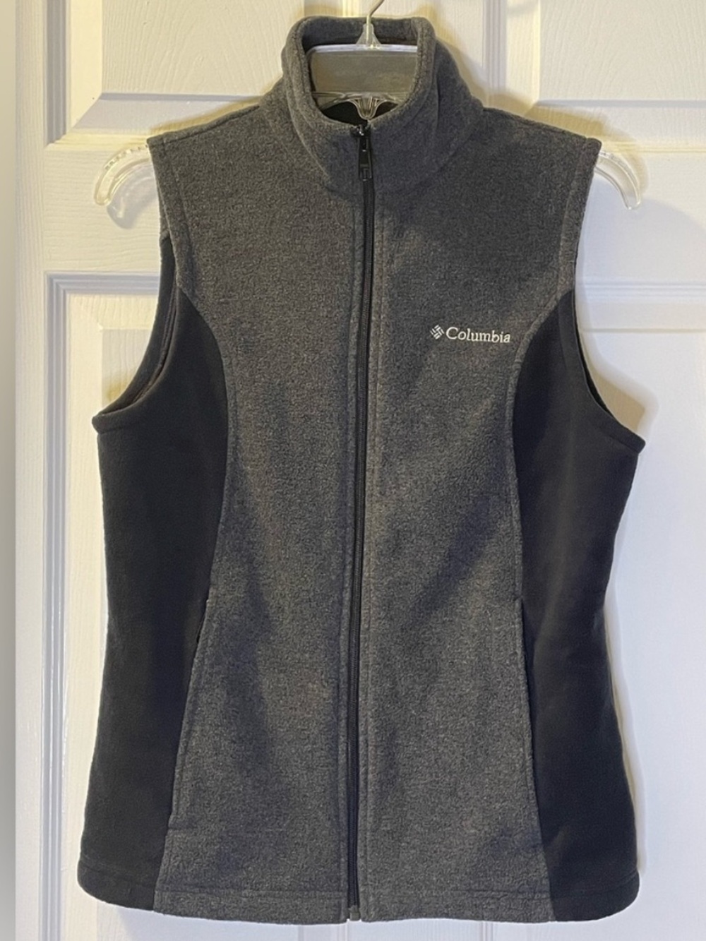 S Columbia Charcoal Grey & Black Fleece Vest NWOT